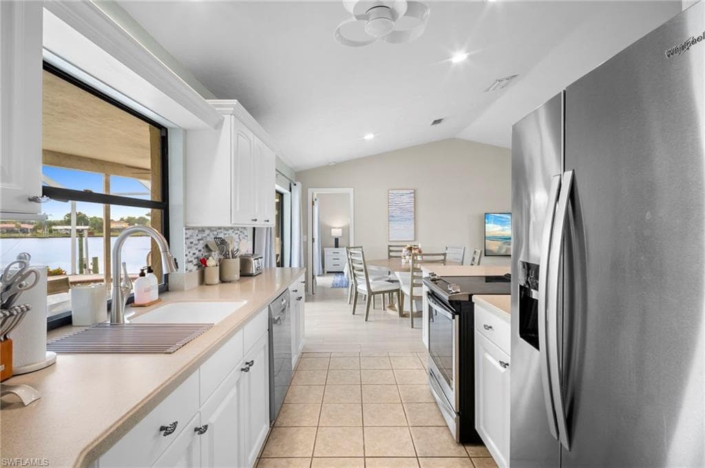 4530 W Coral CIR, FORT MYERS FL 33903-13