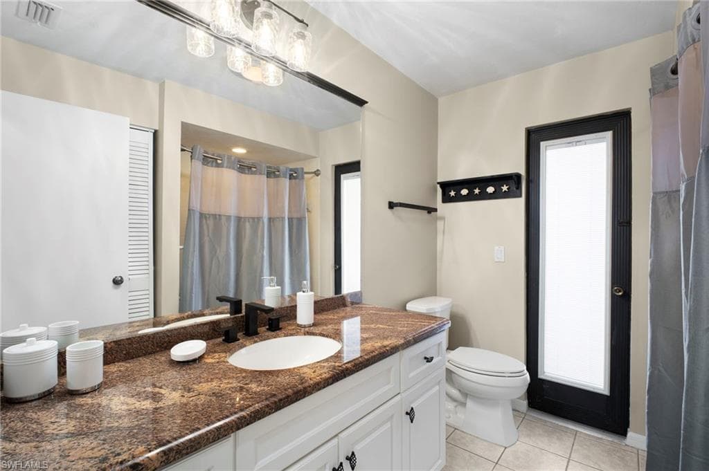 4530 W Coral CIR, FORT MYERS FL 33903-24