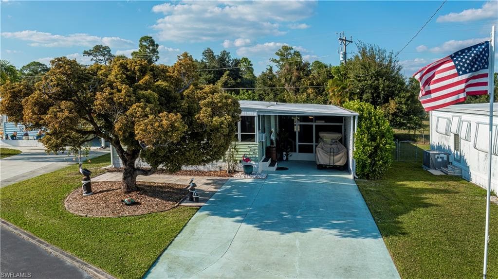 123 Conestoga TRL, NORTH FORT MYERS FL 33917-1
