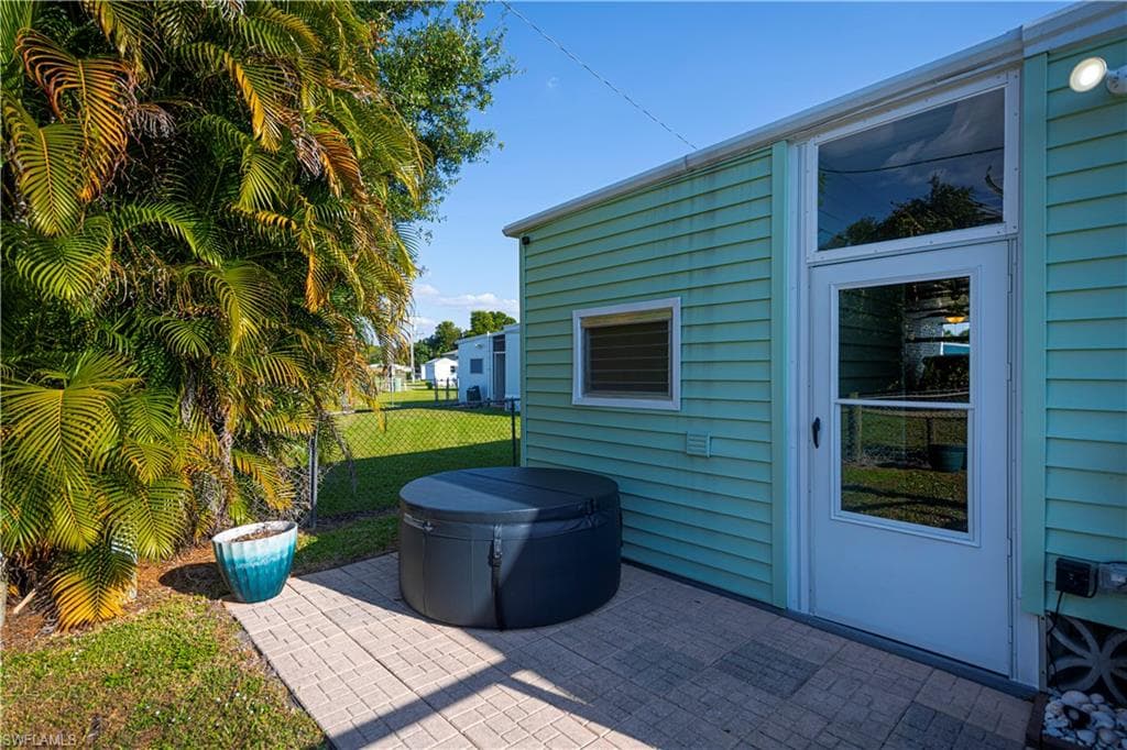 123 Conestoga TRL, NORTH FORT MYERS FL 33917-25