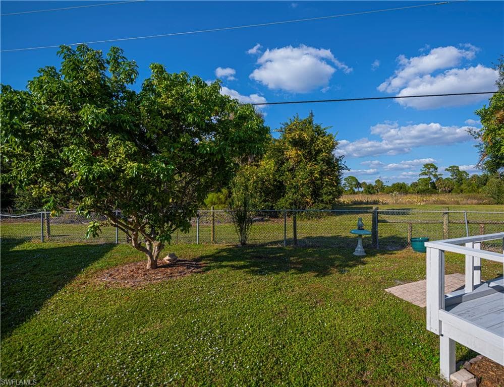 123 Conestoga TRL, NORTH FORT MYERS FL 33917-29
