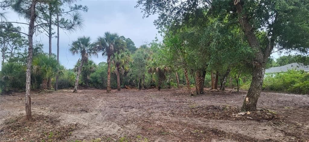 315 IVANHOE AVE Banyan Village-2