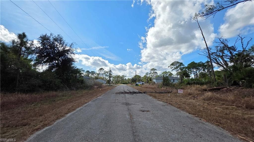 315 IVANHOE AVE Banyan Village-4