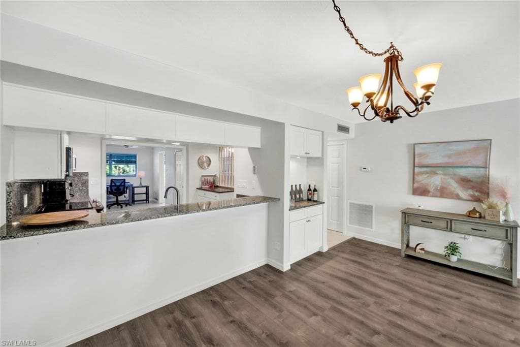 16478 Timberlakes DR 103-13