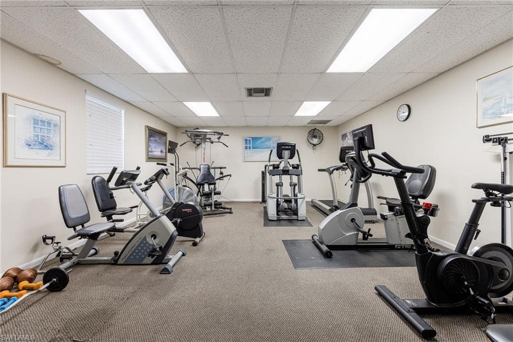 6823 Sandtrap DR, FORT MYERS FL 33919-33