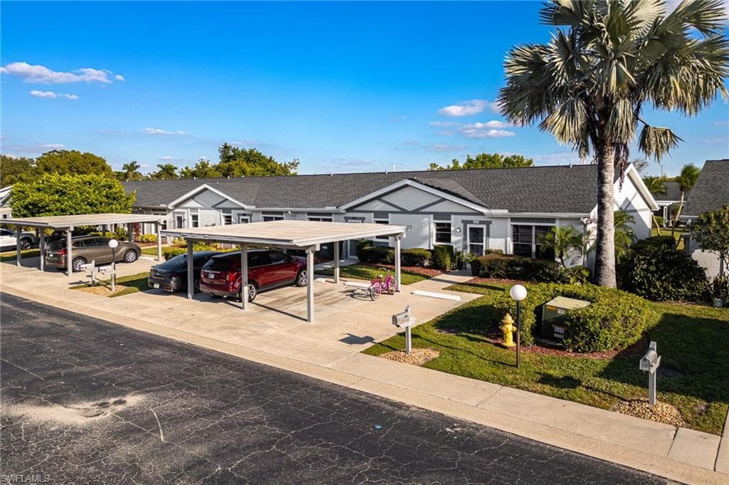 6823 Sandtrap DR, FORT MYERS FL 33919-20