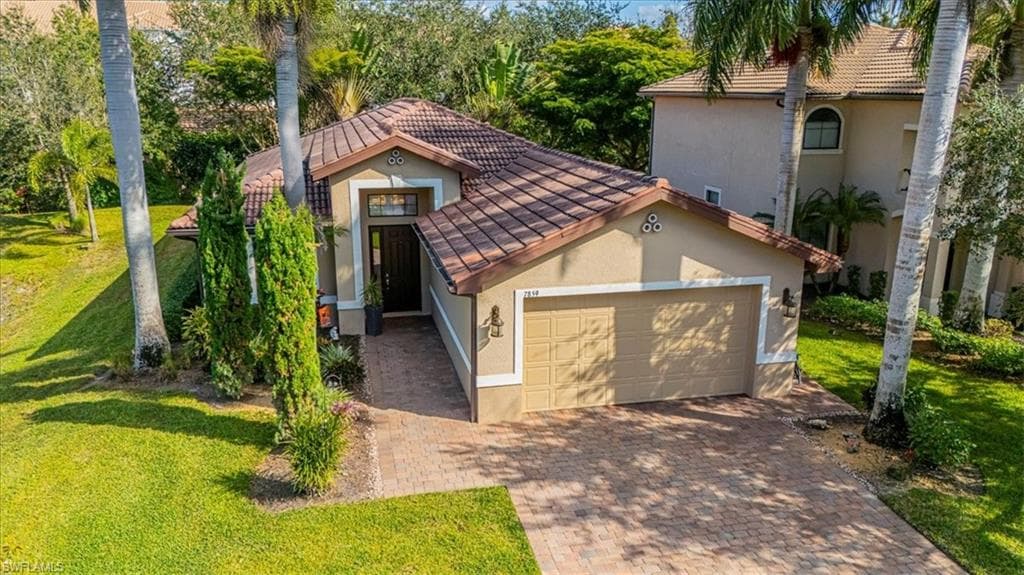 7859 Bucks Run DR, NAPLES FL 34120-1