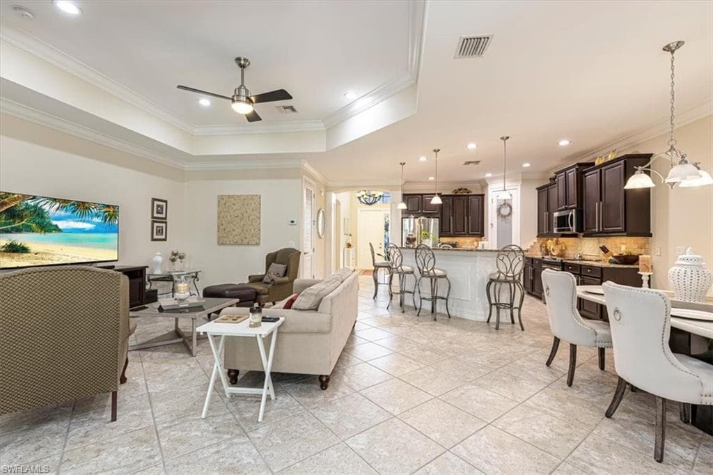 7859 Bucks Run DR, NAPLES FL 34120-9