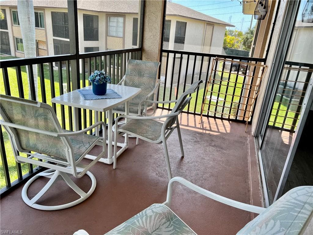 16881 Davis RD # 225, FORT MYERS FL 33908-8