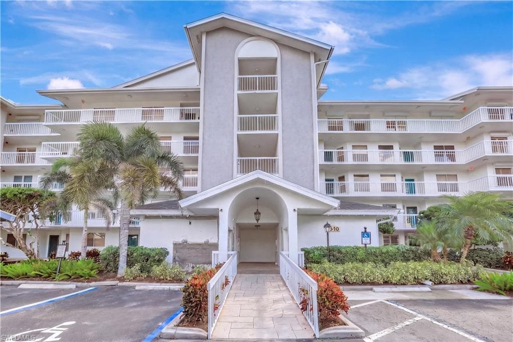 340 Horse Creek DR 207-1
