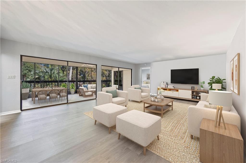 100 Wyndemere WAY # A203, NAPLES FL 34105-1