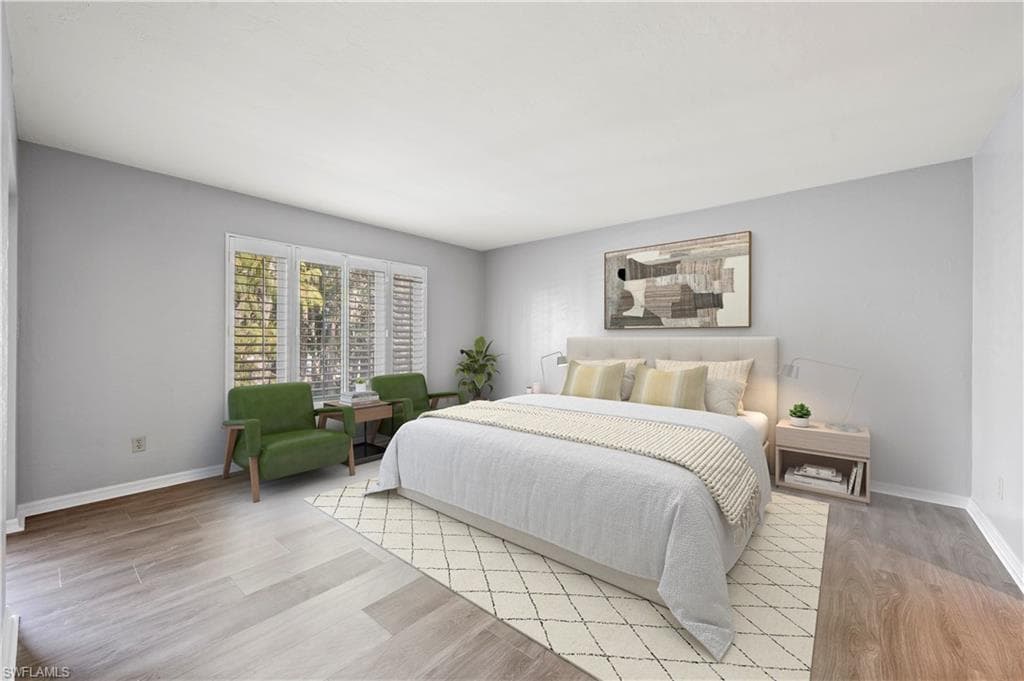 100 Wyndemere WAY # A203, NAPLES FL 34105-3