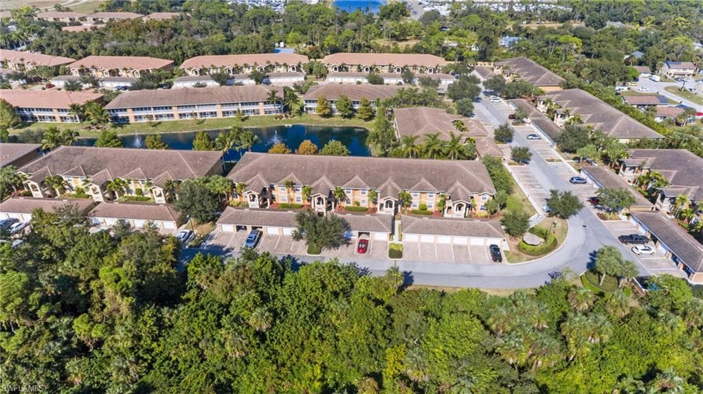 1076 Winding Pines CIR # 206, CAPE CORAL FL 33909-16