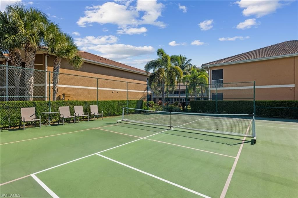 1076 Winding Pines CIR # 206, CAPE CORAL FL 33909-25