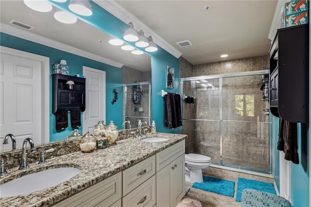 1076 Winding Pines CIR # 206, CAPE CORAL FL 33909-8