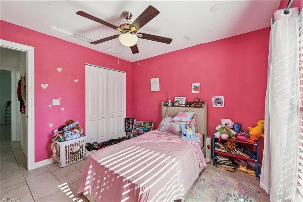 1910 Lorna AVE, LEHIGH ACRES FL 33972-13