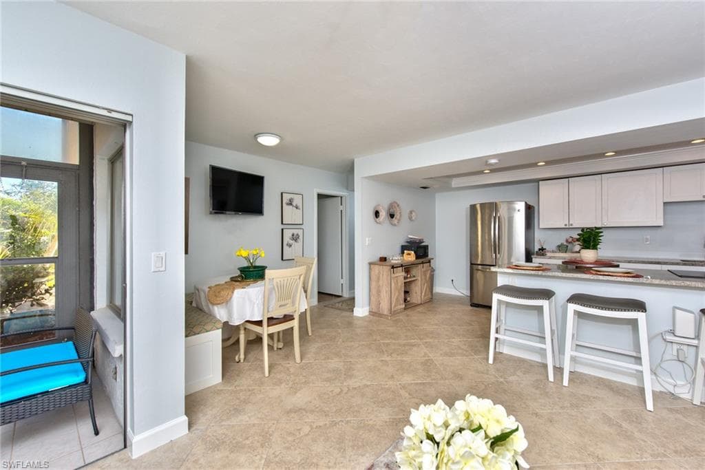 3655 Boca Ciega DR # 111, NAPLES FL 34112-2