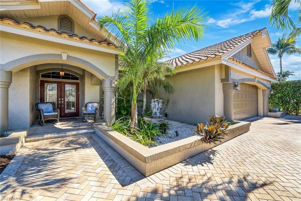 146 Muirfield CIR, NAPLES FL 34113-1