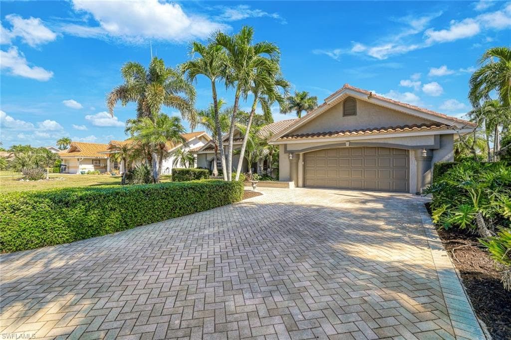 146 Muirfield CIR, NAPLES FL 34113-2