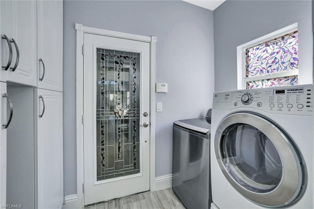 159 Lady Palm DR, NAPLES FL 34104-22