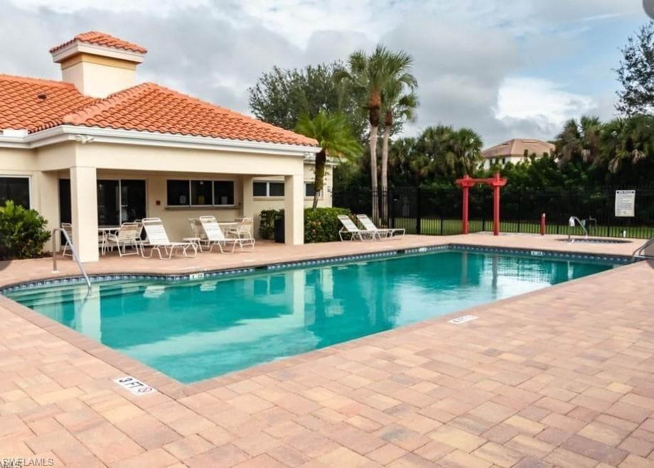 159 Lady Palm DR, NAPLES FL 34104-29