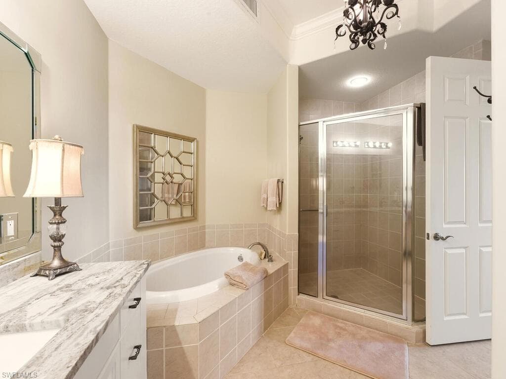 10731 Mirasol DR # 606, MIROMAR LAKES FL 33913-7