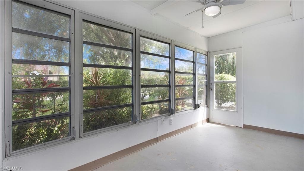 600 Valley Stream DR # I, NAPLES FL 34113-2