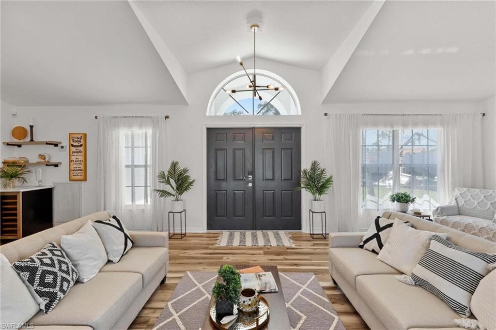 428 Sharwood DR, NAPLES FL 34110-3