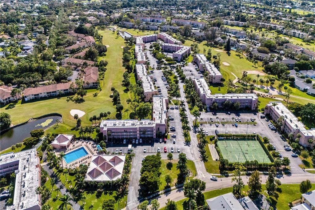 1086 Forest Lakes DR # 102, NAPLES FL 34105-42