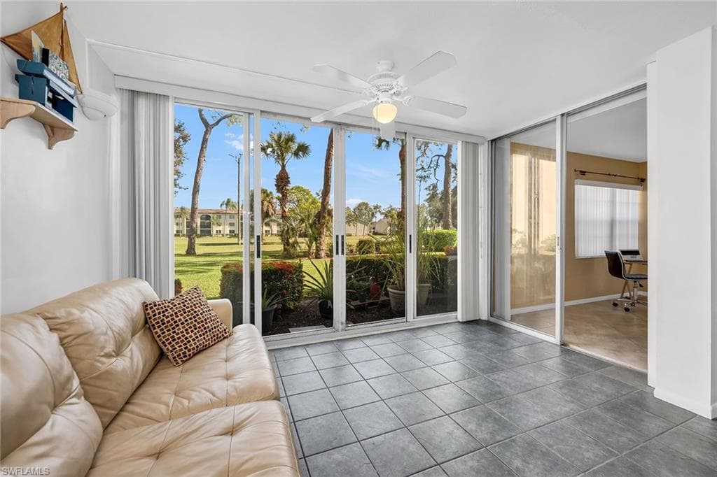 1086 Forest Lakes DR # 102, NAPLES FL 34105-23