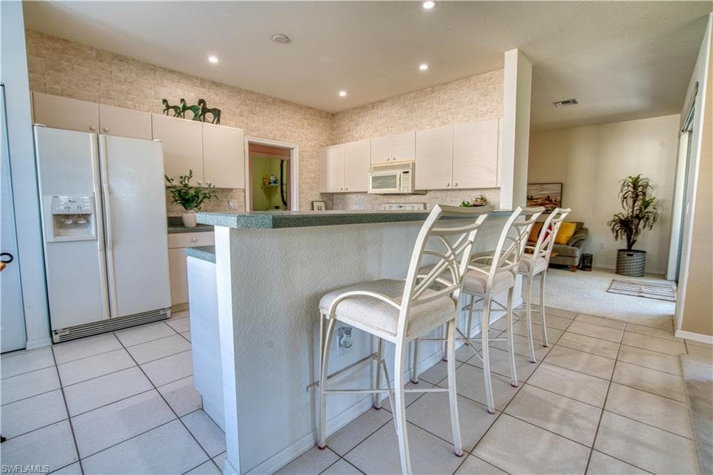 9371 Lake Abby LN, BONITA SPRINGS FL 34135-5