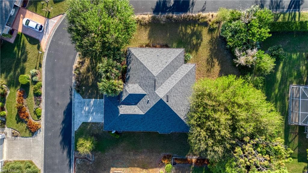 9371 Lake Abby LN, BONITA SPRINGS FL 34135-27