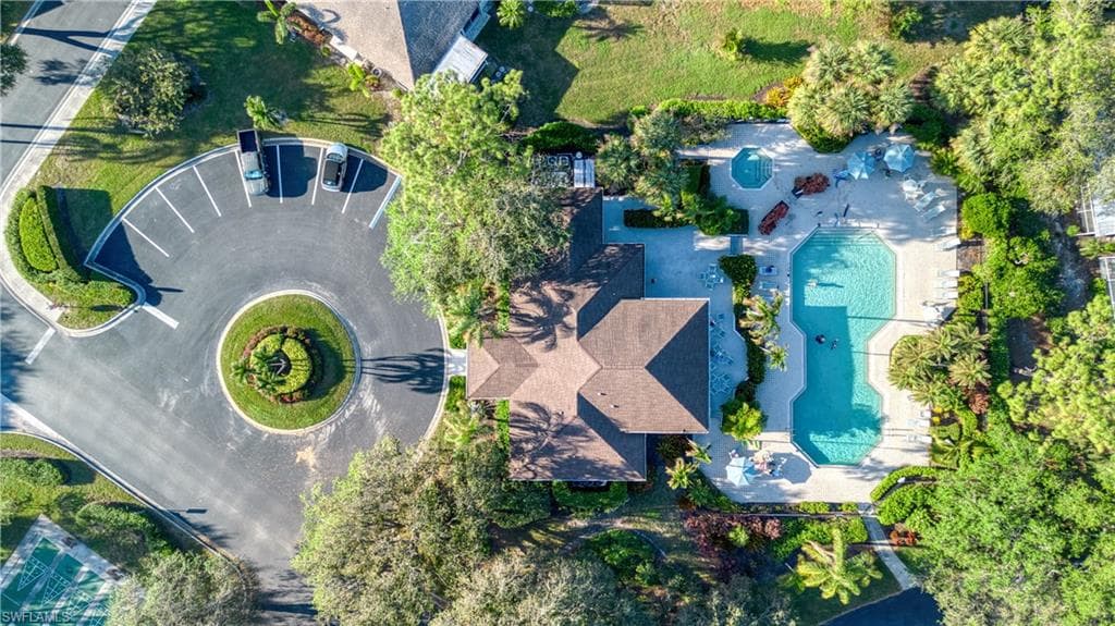9371 Lake Abby LN, BONITA SPRINGS FL 34135-24