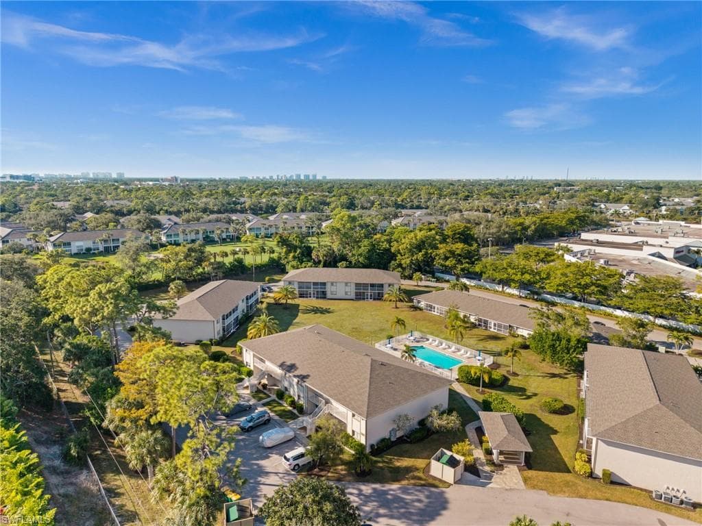 2346 Naples Trace CIR # 2, NAPLES FL 34109-28