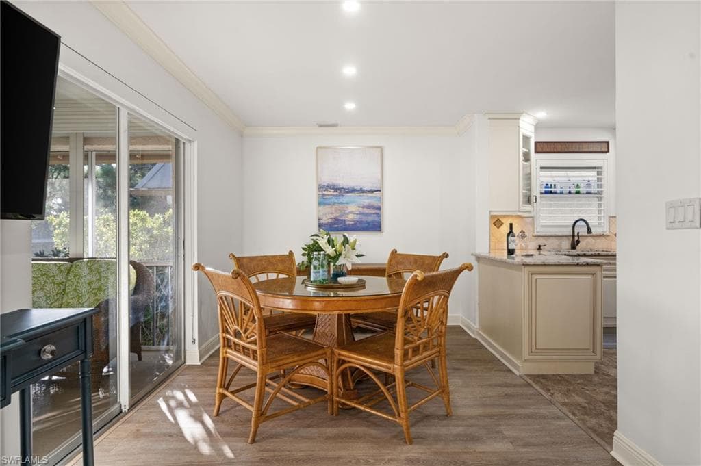 1549 Sandpiper ST # 80, NAPLES FL 34102-6