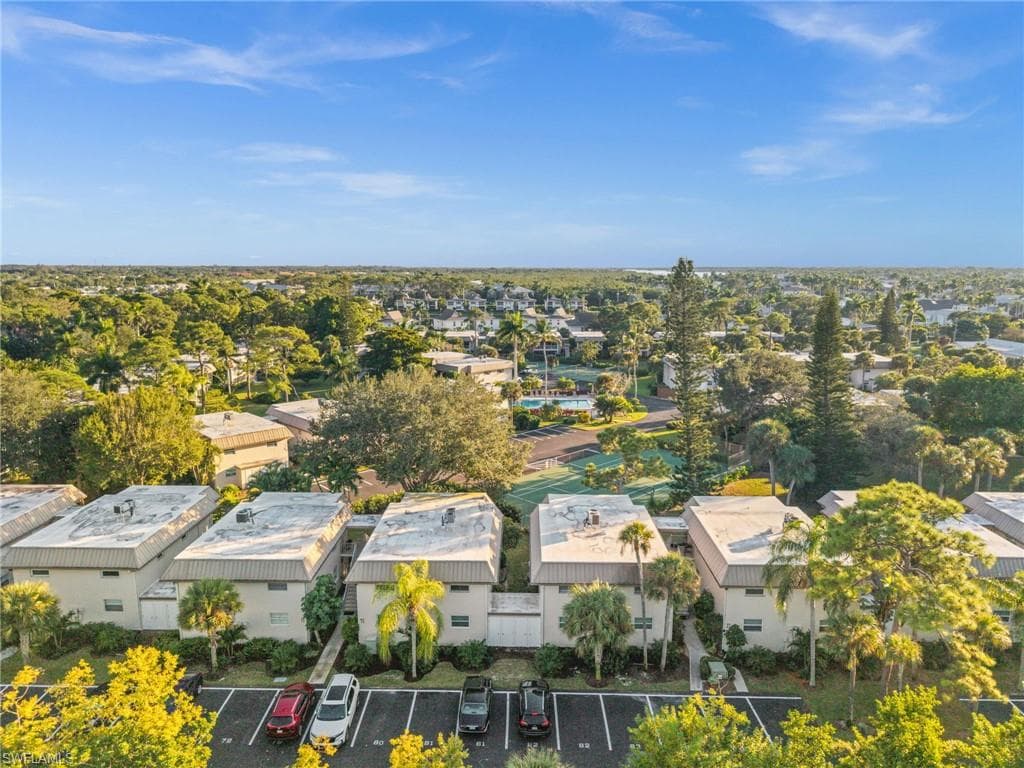 1549 Sandpiper ST # 80, NAPLES FL 34102-27