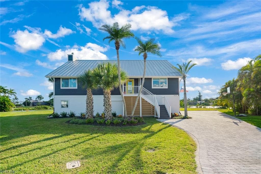 9127 Mockingbird DR, SANIBEL FL 33957-2