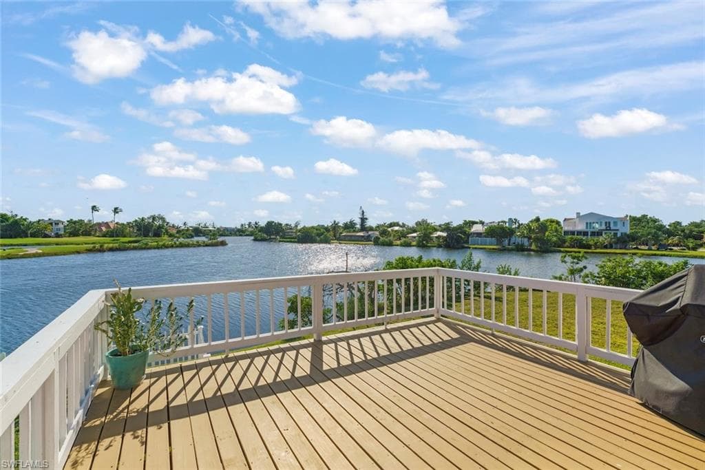 9127 Mockingbird DR, SANIBEL FL 33957-35