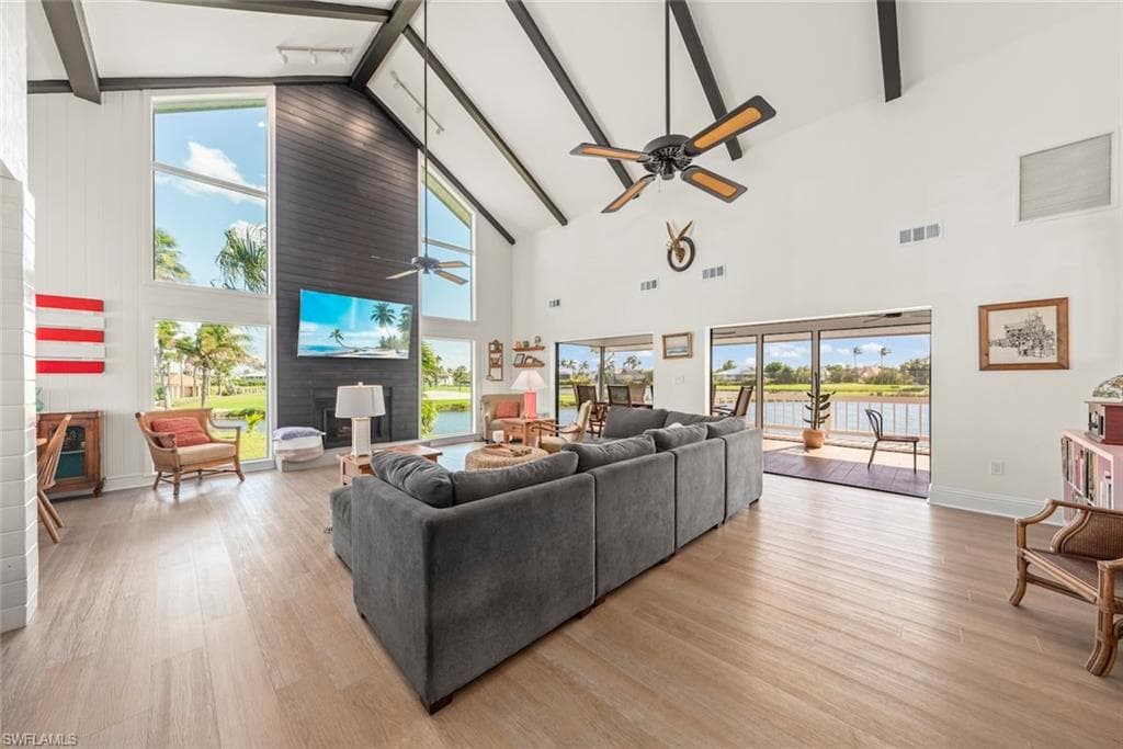 9127 Mockingbird DR, SANIBEL FL 33957-7