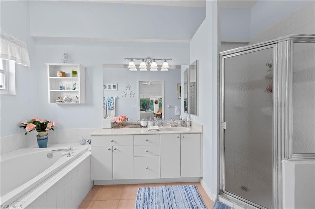 18040 Horseshoe Bay CIR, FORT MYERS FL 33967-17