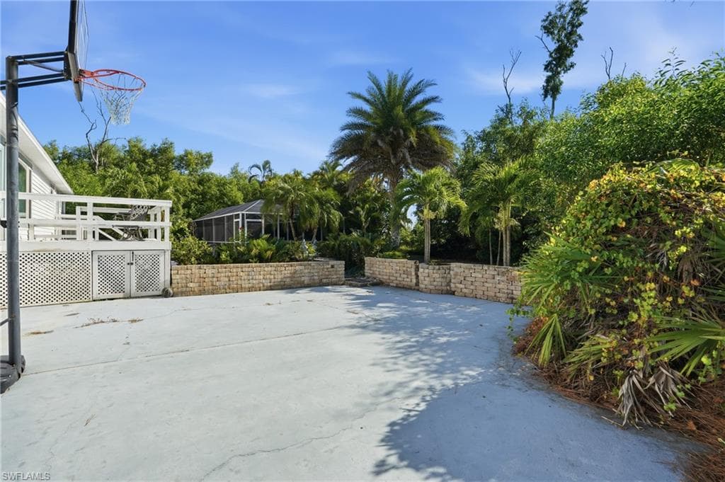 5561 Blyth CT, BOKEELIA FL 33922-36