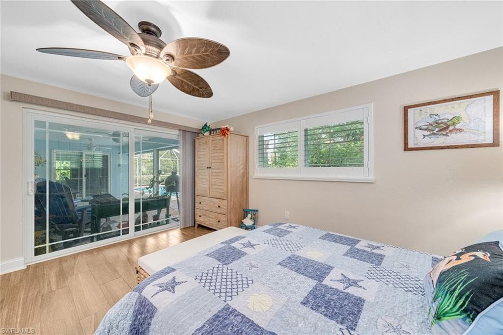 1076 Captains Walk ST, SANIBEL FL 33957-27