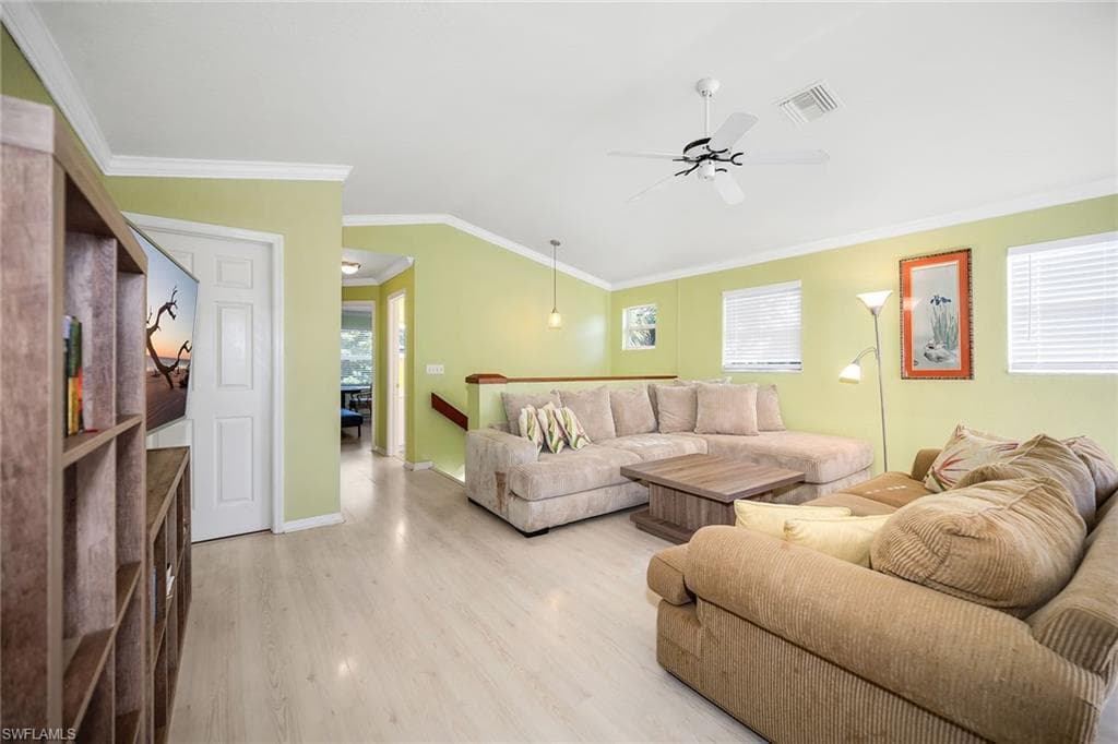 628 Woodshire LN # G12, NAPLES FL 34105-1