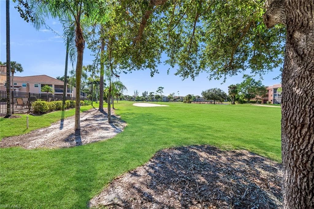 628 Woodshire LN # G12, NAPLES FL 34105-45