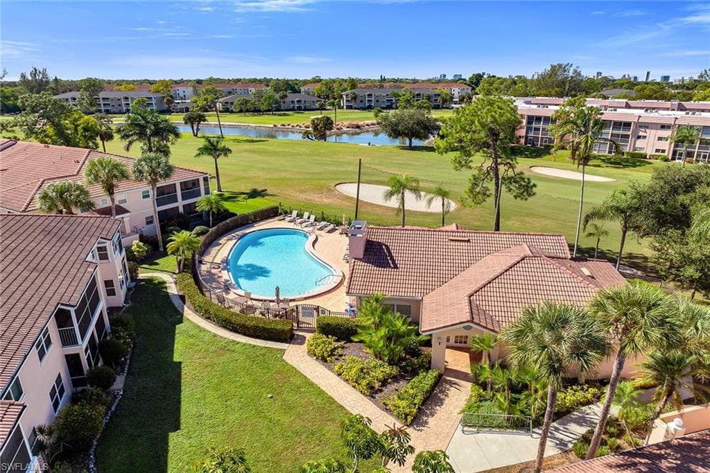 628 Woodshire LN # G12, NAPLES FL 34105-44