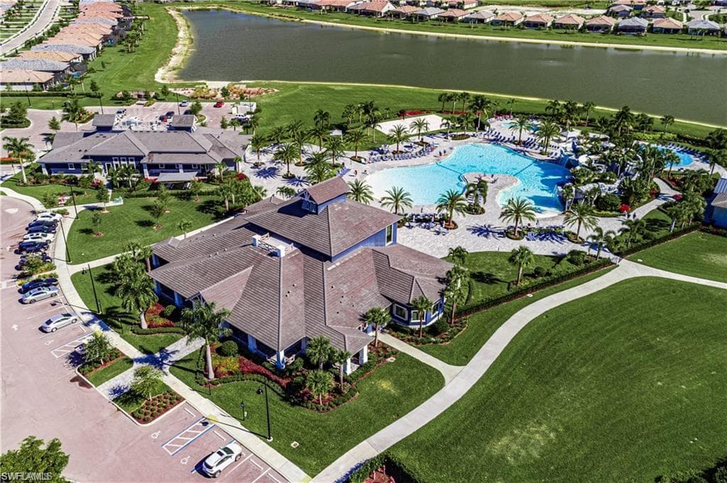 19641 The Place BLVD, ESTERO FL 33928-33