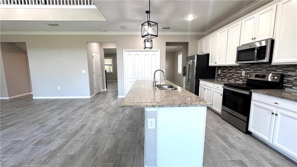 19641 The Place BLVD, ESTERO FL 33928-10