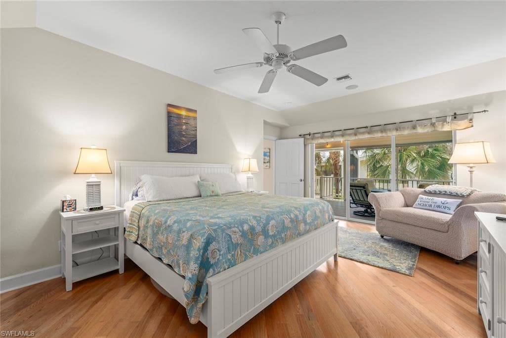 330 E Gulf DR, SANIBEL FL 33957-16