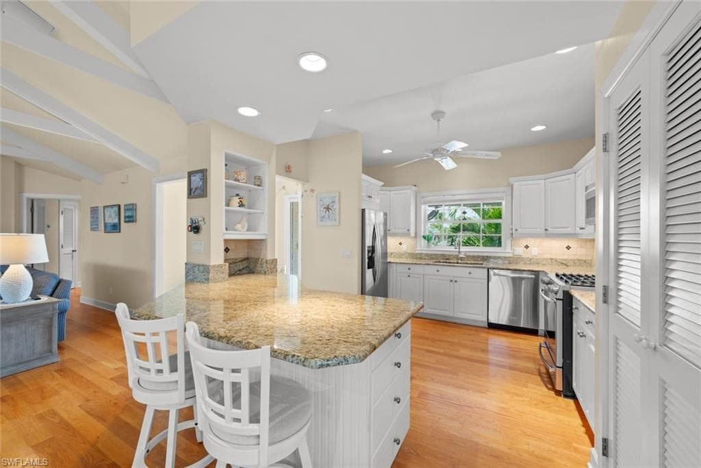 330 E Gulf DR, SANIBEL FL 33957-11