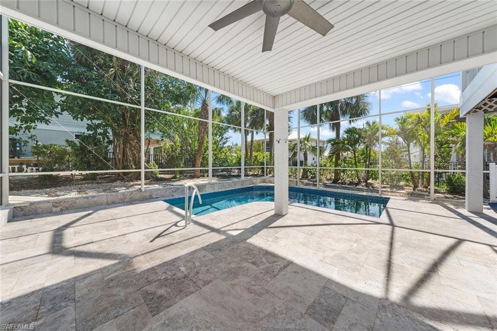 330 E Gulf DR, SANIBEL FL 33957-35